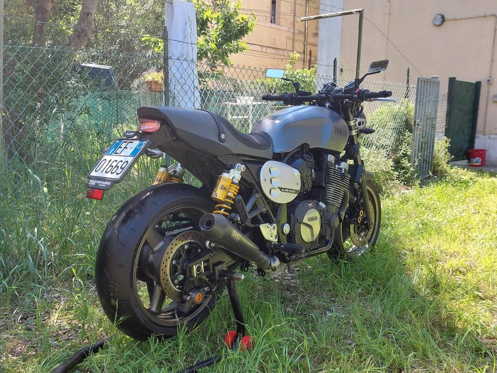 Yamaha XJR 1300 (2015 - 17) (3)