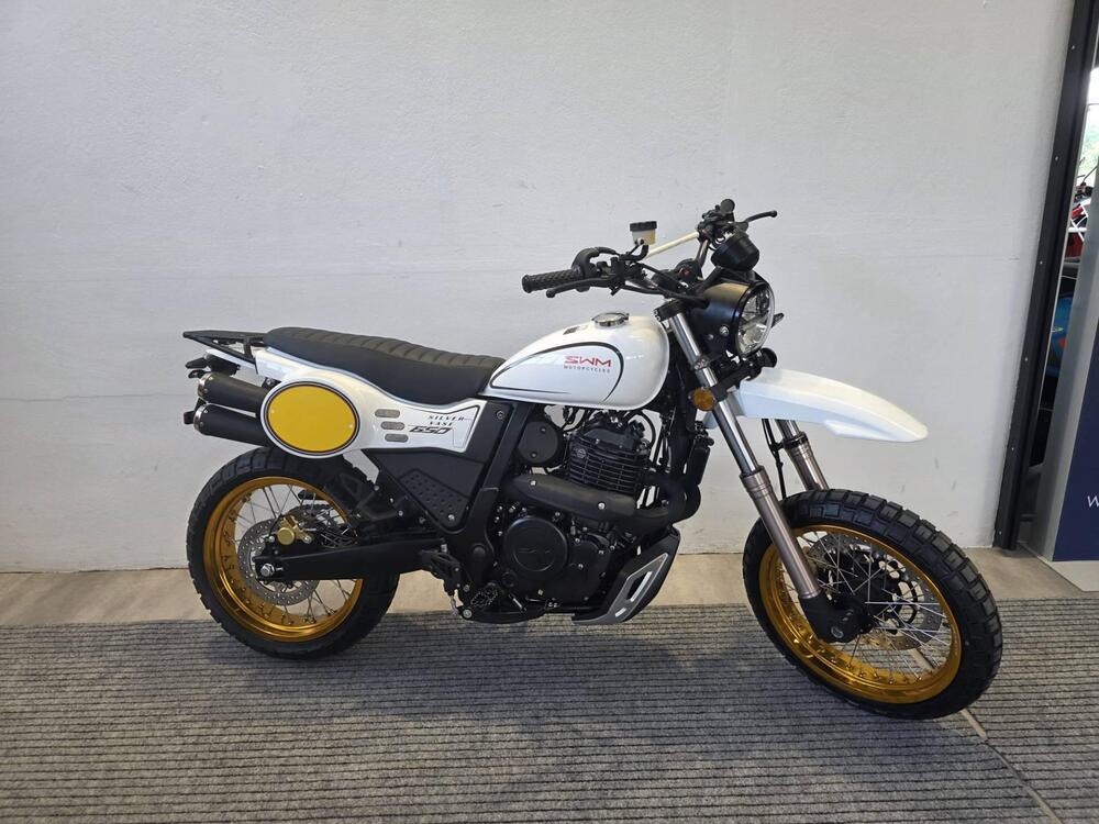 Swm Silver Vase 650 (2025 - 26)