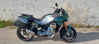 Moto Guzzi V100 Mandello S (2022 - 24) usata