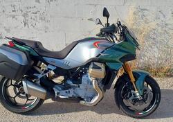 Moto Guzzi V100 Mandello S (2022 - 24) usata