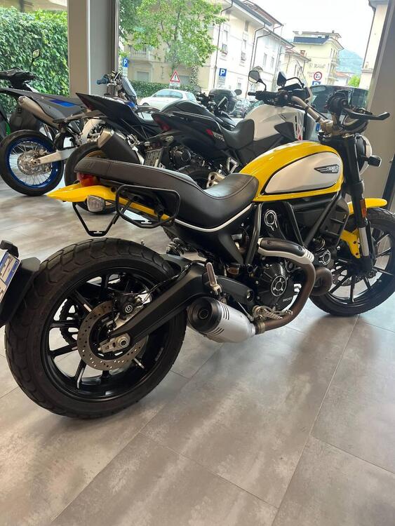 Ducati Scrambler 800 Icon (2021 - 22) (4)