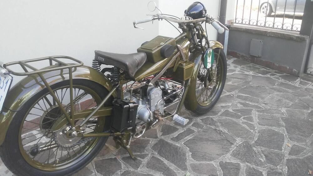 Moto Guzzi sport 13 (3)
