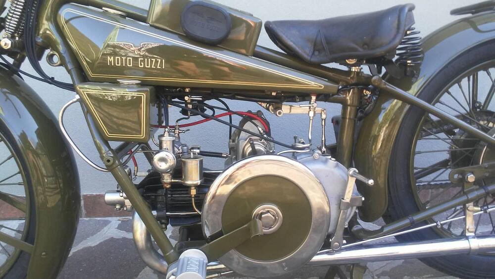 Moto Guzzi sport 13 (4)