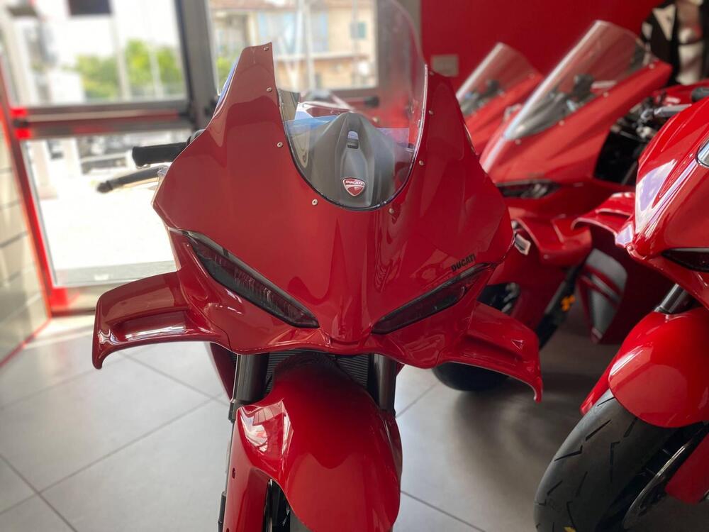 Ducati Panigale V4 (2025) (3)