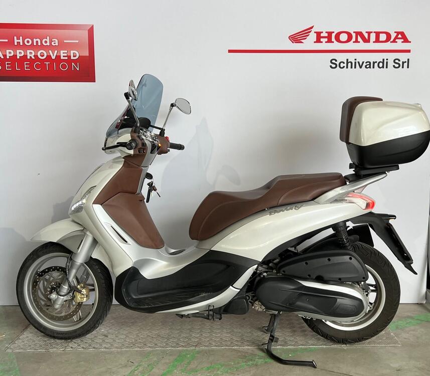 Piaggio Beverly 350 ABS (2016 - 20)