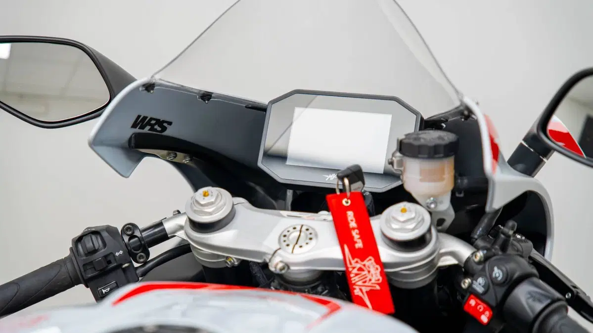 MV Agusta F3 800 RR (2022 - 25) (17)