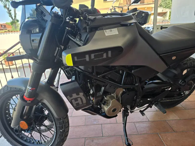 Husqvarna Svartpilen 401 (2024 - 26) (6)