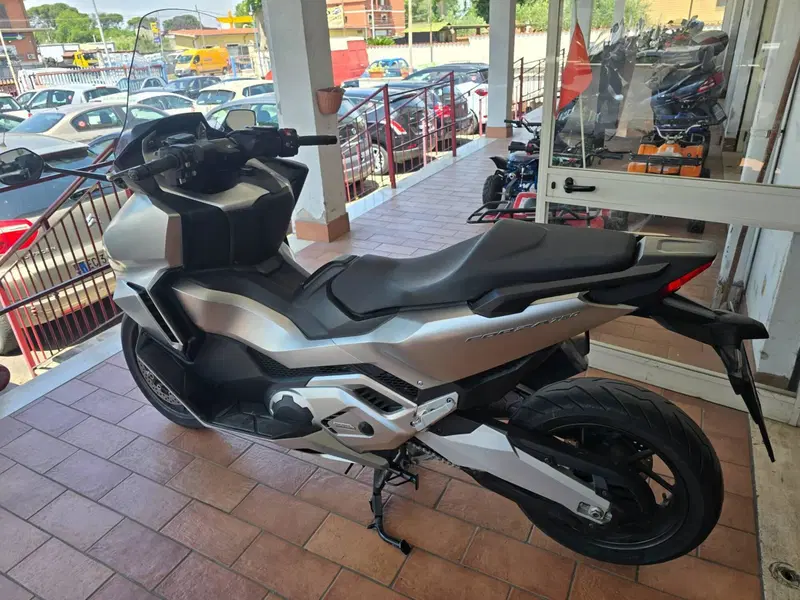 Honda Forza 750 DCT (2021 - 24) (4)