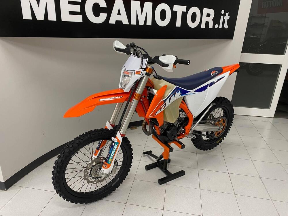 KTM 250 EXC-F Six Days (2023) (4)