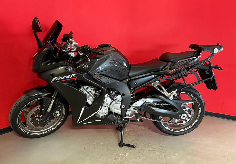 Yamaha FZ1 Fazer (2006 - 16) (4)