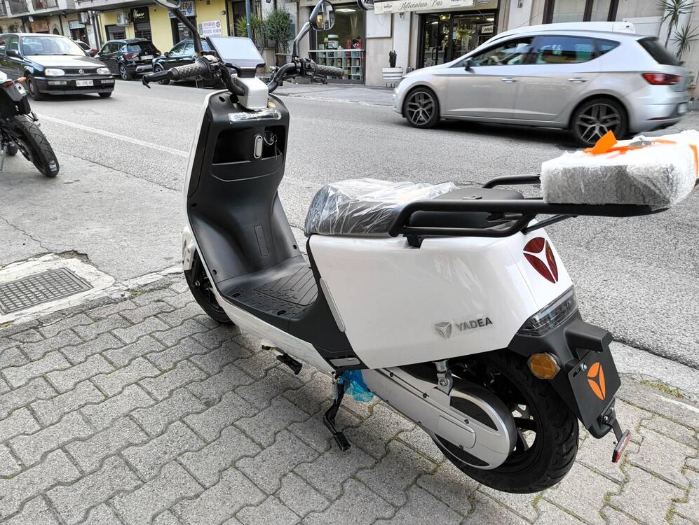 Yadea G5S (2022 - 25) (4)