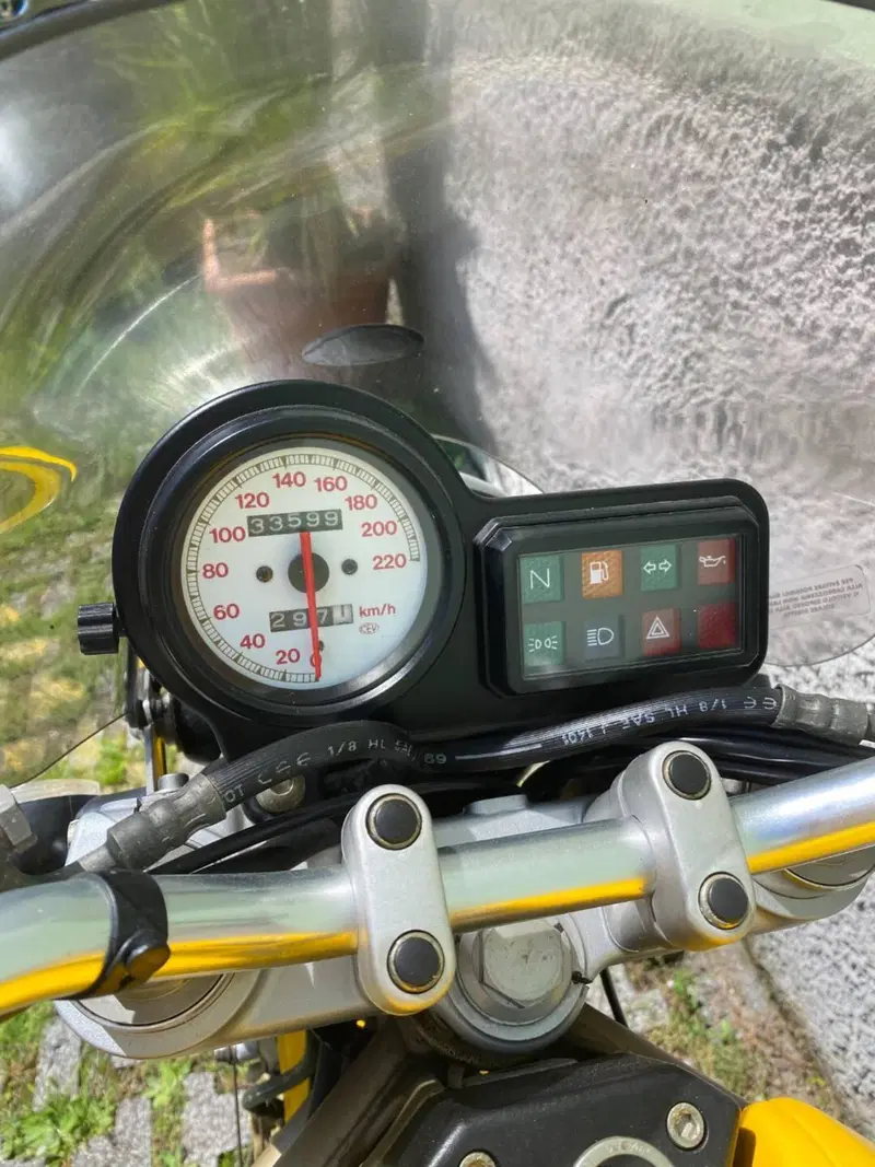 Ducati Monster 600 (1994 - 02) (4)