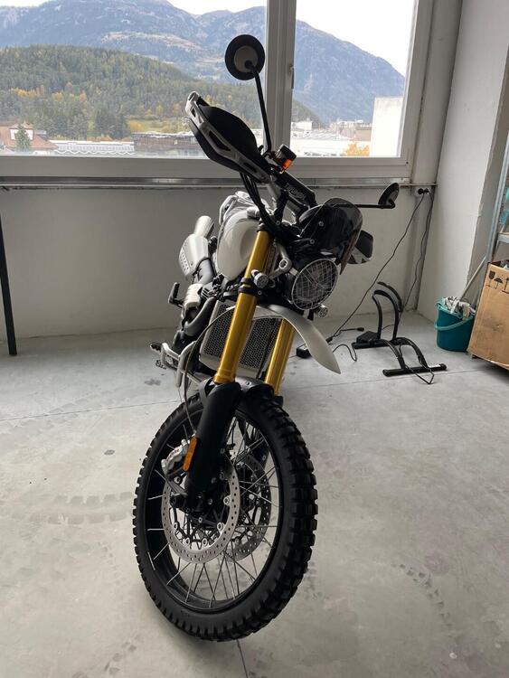 Triumph Scrambler 1200 XE (2019 - 20) (2)