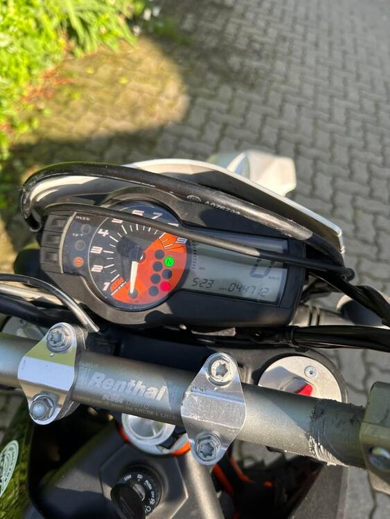 KTM 690 Enduro R (2012 - 17) (2)