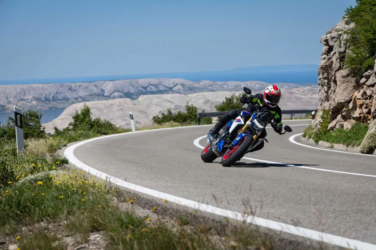 Bridgestone Battlax T33 (3)