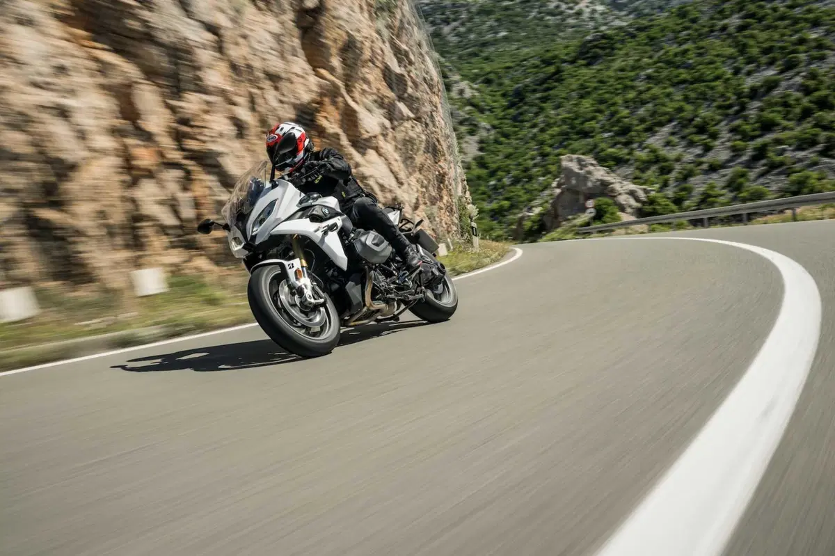 Bridgestone Battlax T33 (7)