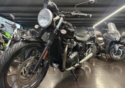 Triumph Street Twin 900 (2016) usata