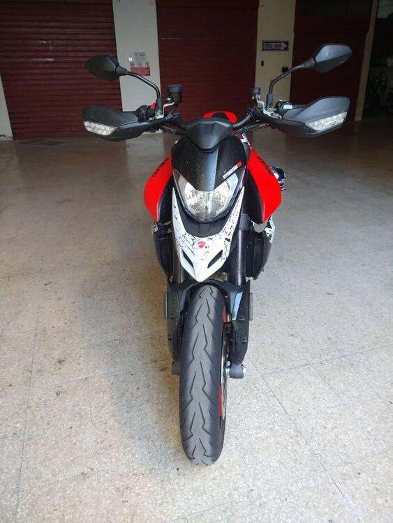 Ducati Hypermotard 950 RVE (2022 - 25) (4)
