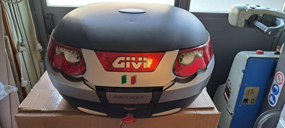 Bauletto givi Maxia 3 (2)
