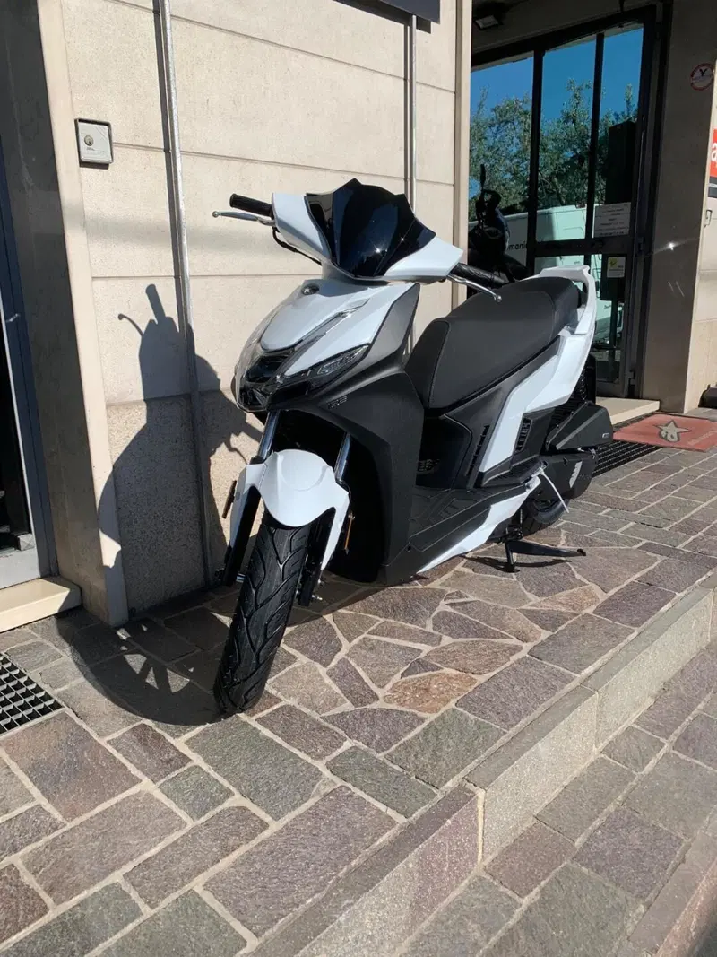 Kymco Agility 125 S (2022 - 26) (2)