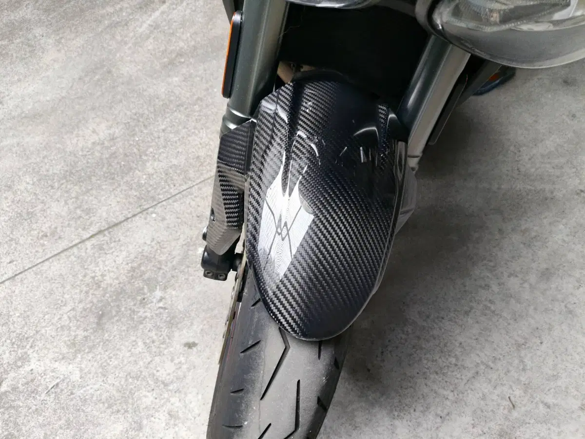 Triumph Street Triple RS (2017 - 19) (4)