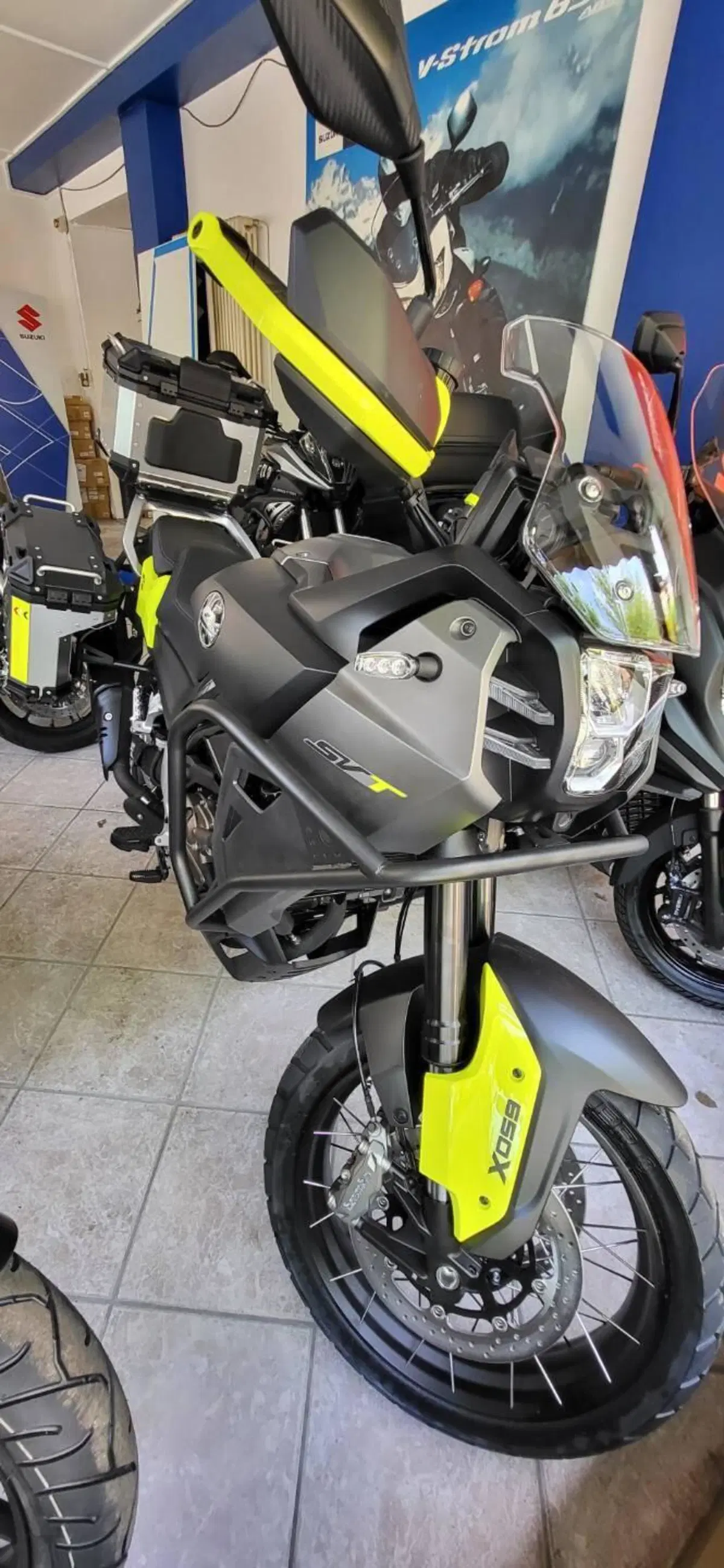 QJ Motor SVT 650 X (2024)
