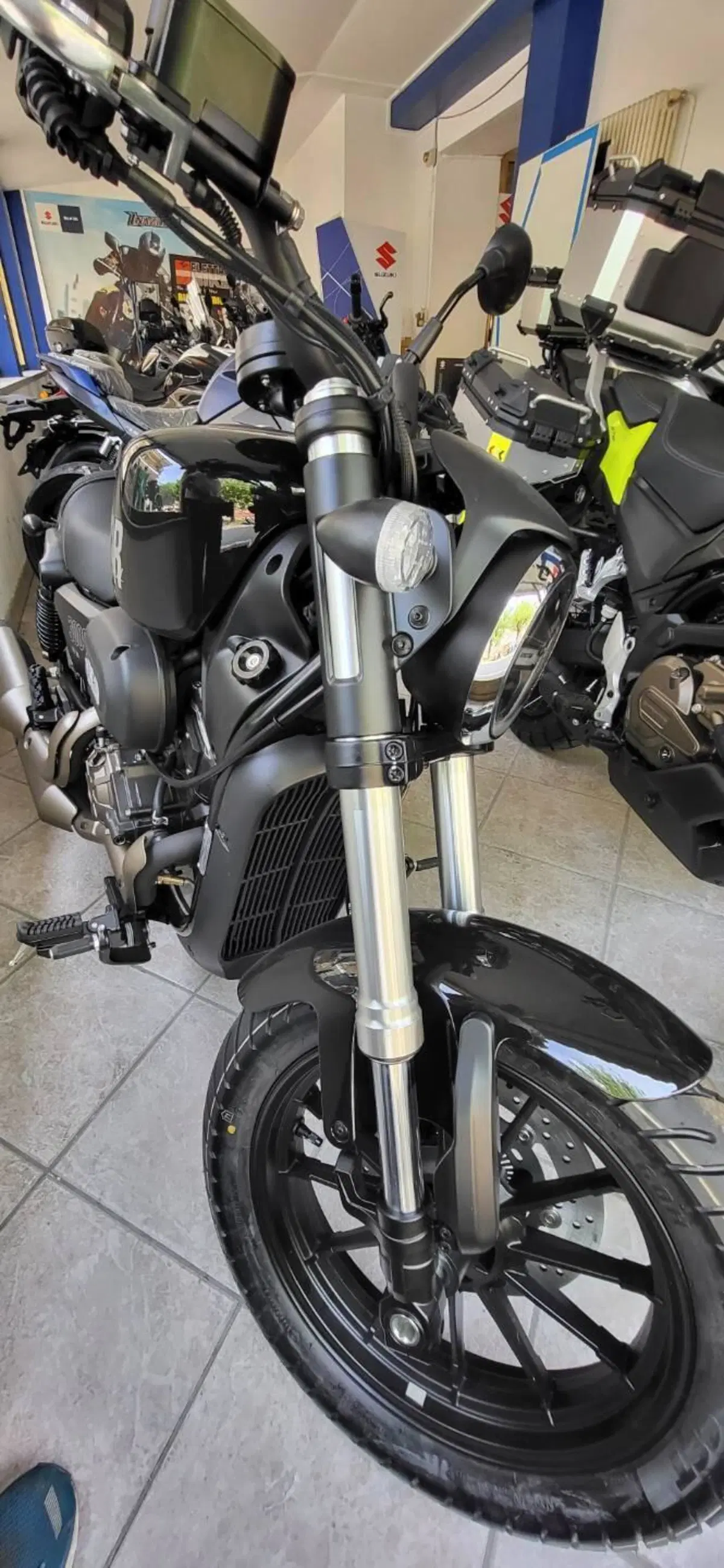 QJ Motor SRV 300 (2023 - 25)