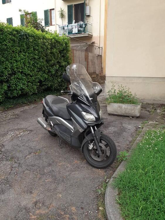 Yamaha X-Max 250 (2010 - 13) (2)