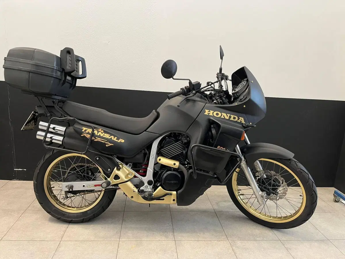Honda Transalp XL 600V (1987 - 90)