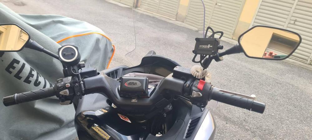 Honda Integra 750 DCT (2016 - 17) (4)