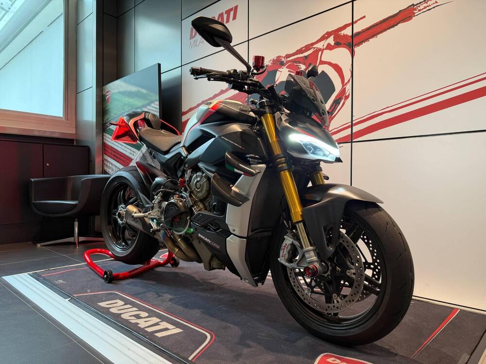 Ducati Streetfighter V4 1100 SP (2022) (2)
