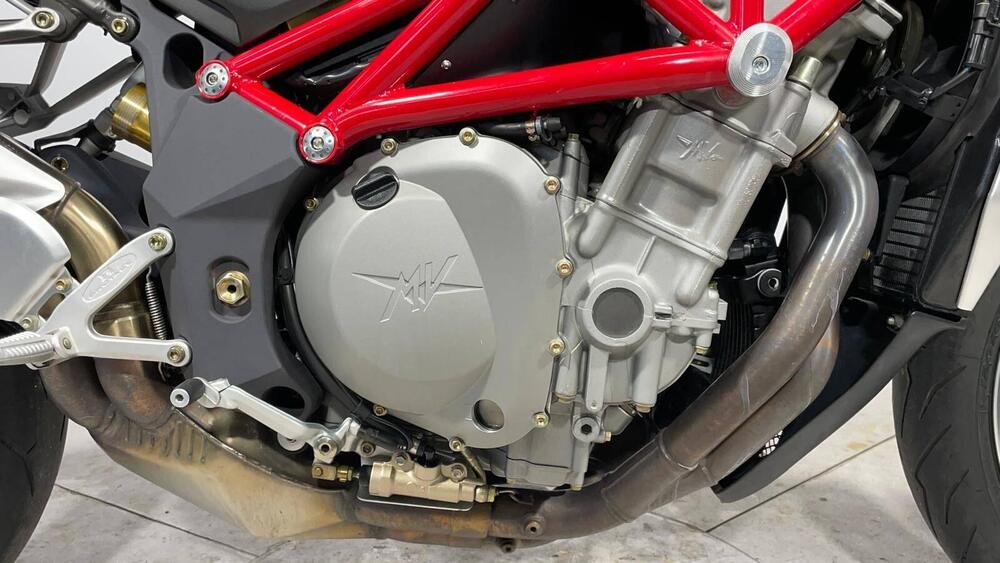 MV Agusta Brutale 750 S (2002 - 06) (4)