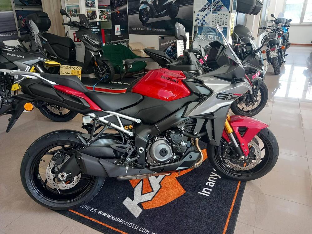 Suzuki GSX-S1000GX (2024 - 25)