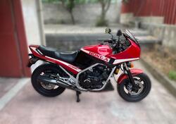 Honda VF 1000 F (1985 - 87) usata