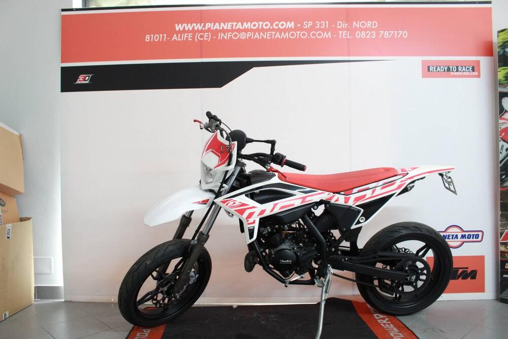 Betamotor RR 50 Motard (2021 - 25) (2)