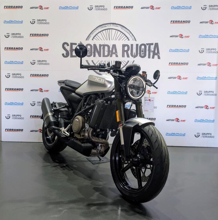 Husqvarna Vitpilen 701 (2018 - 19) (2)