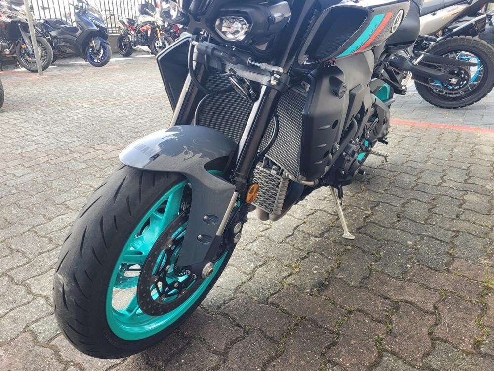 Yamaha MT-10 (2022 - 25) (4)