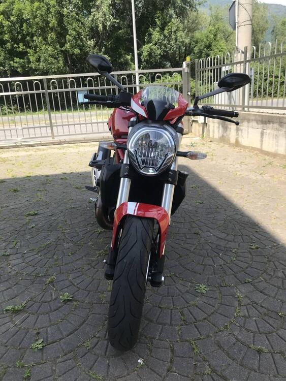 Ducati Monster 821 Stripe ABS (2015 - 17) (2)