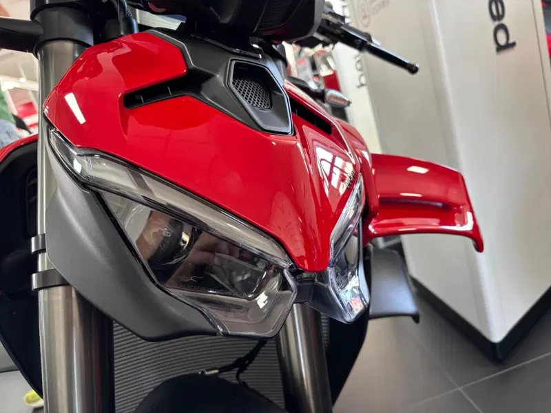 Ducati Streetfighter V4 (2025 - 26) (3)