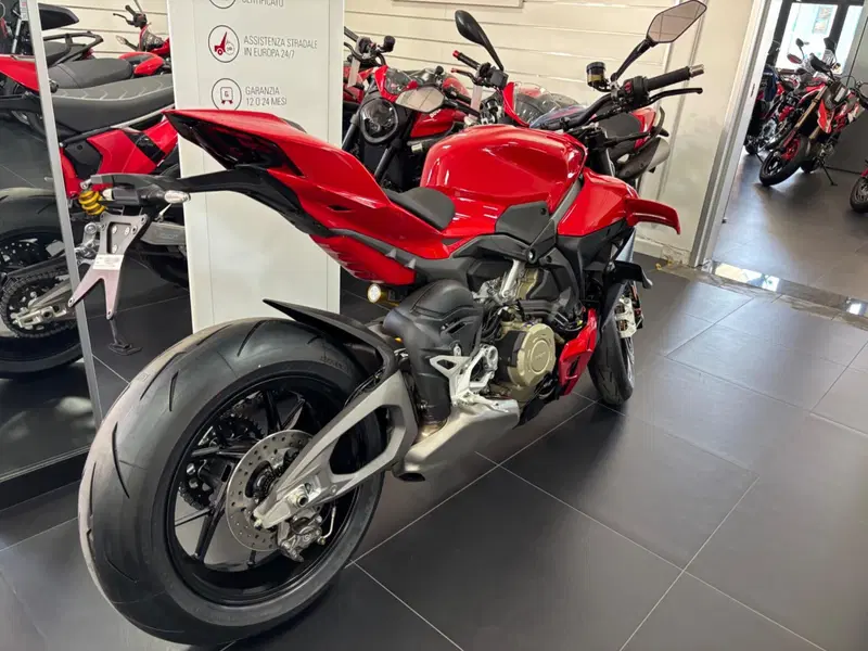 Ducati Streetfighter V4 (2025 - 26) (4)