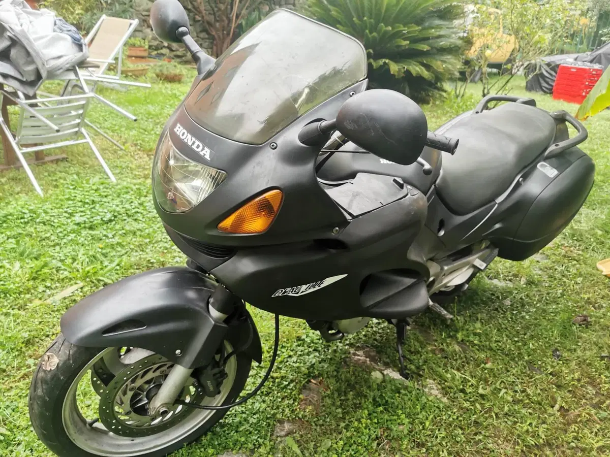 Honda Deauville