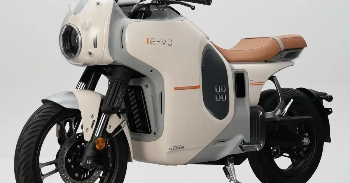 L&rsquo;elettrica Wuyang Honda E-VO debutta in Cina: prestazioni interessanti e prezzo competitivo 