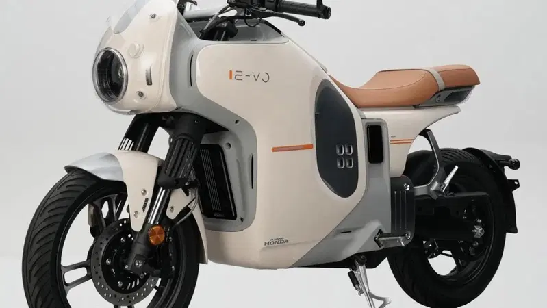 L&rsquo;elettrica Wuyang Honda E-VO debutta in Cina: prestazioni interessanti e prezzo competitivo 