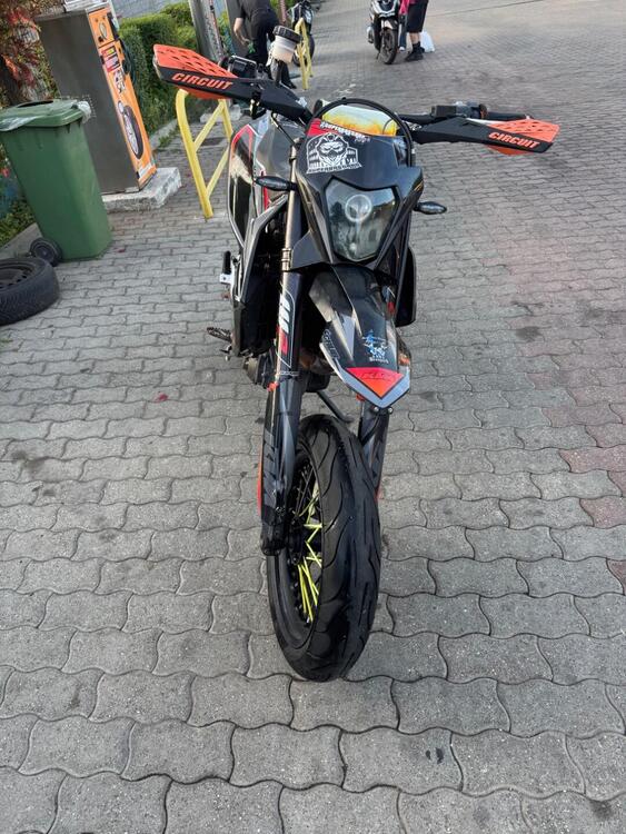 KTM 690 SMC R (2019 - 20) (2)