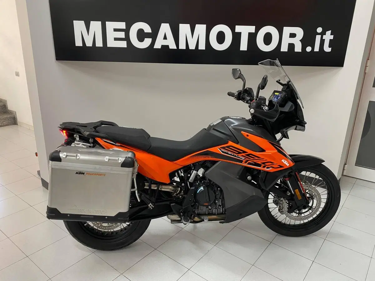 KTM 890 Adventure (2021) (2)