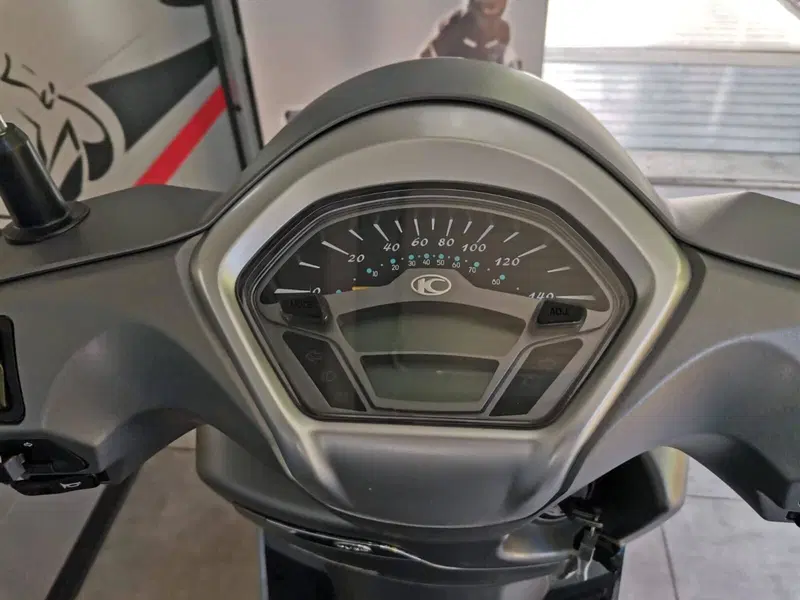 Kymco Like 125 (2021 - 26) (18)