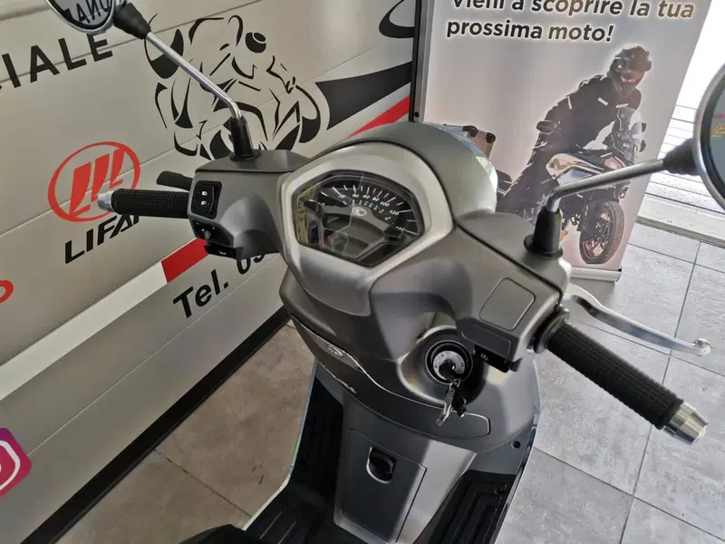 Kymco Like 125 (2021 - 26) (19)