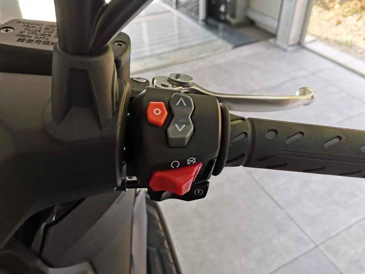 Kymco Downtown 350i GT (2024 - 26) (18)