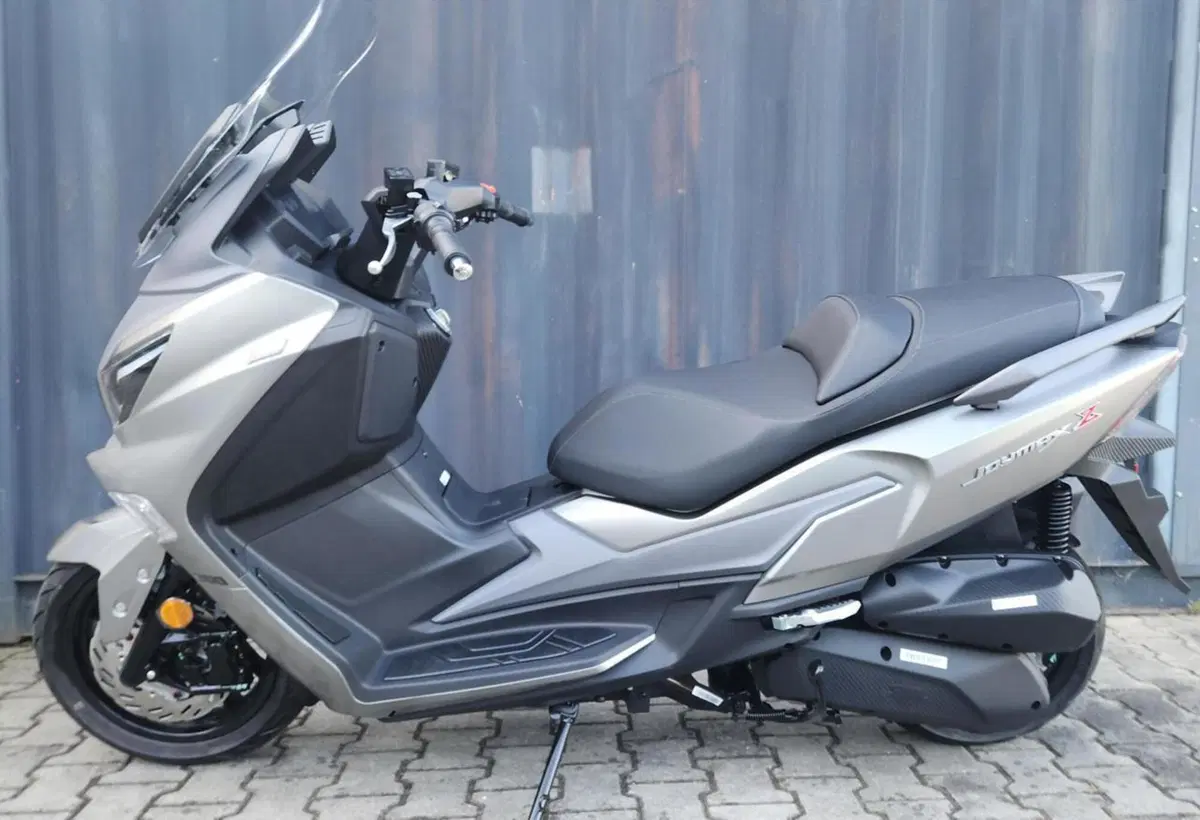 Sym Joymax 300 Z (2025 - 26) (2)