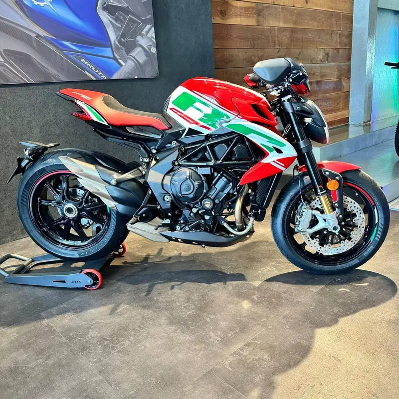 MV Agusta Dragster 800 RC SCS (2022 - 25)